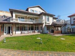 Bacau, proprietate exclusivista ultracentrala, eleganta, spatiu si rafinament