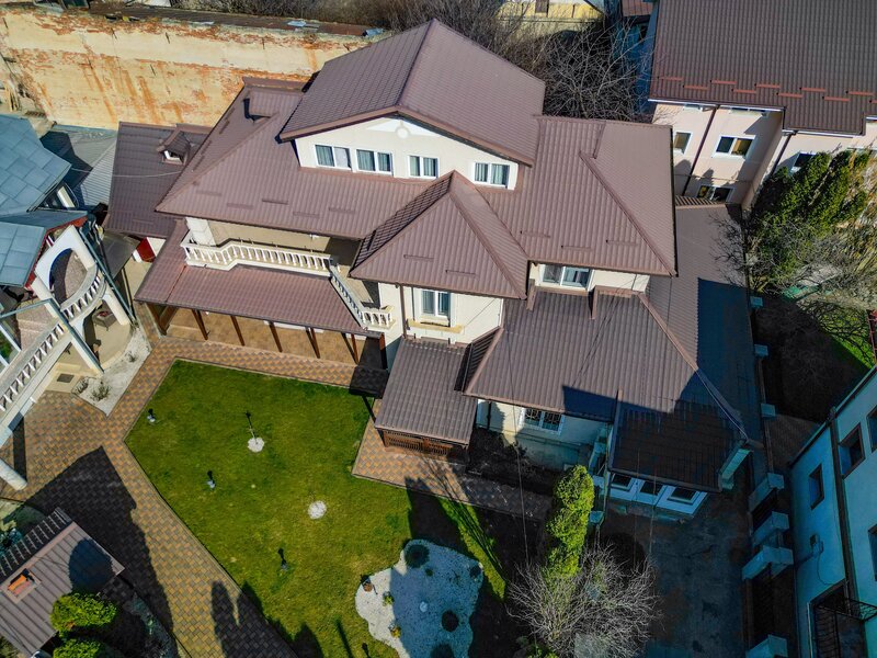 Bacau, proprietate exclusivista ultracentrala, eleganta, spatiu si rafinament.