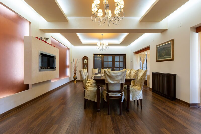 Bacau, proprietate exclusivista ultracentrala, eleganta, spatiu si rafinament.