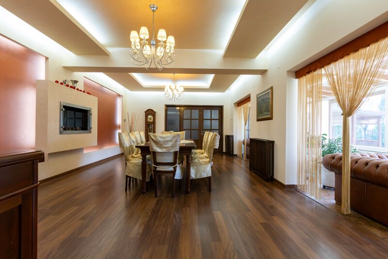 Bacau, proprietate exclusivista ultracentrala, eleganta, spatiu si rafinament.